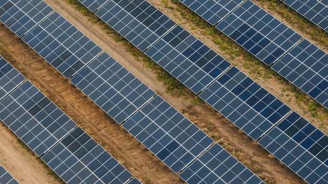 simtel contracteaza doua finantari in valoare totala de 28 de milioane de euro de la banca transilvania pentru finalizarea parcului fotovoltaic de la giurgiu 68036243a006b