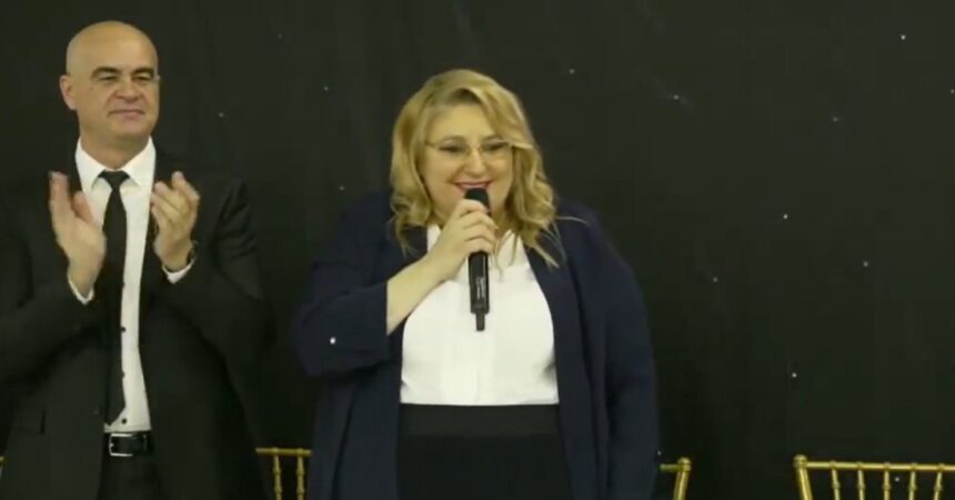 sosoaca aflata la constanta il invita pe tarziu sa se alature sos romania video 67f140e5de22d