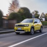 stellantis isi continua caderea libera compania isi suspenda previziunile financiare din cauza tarifelor 6811ff02553e8
