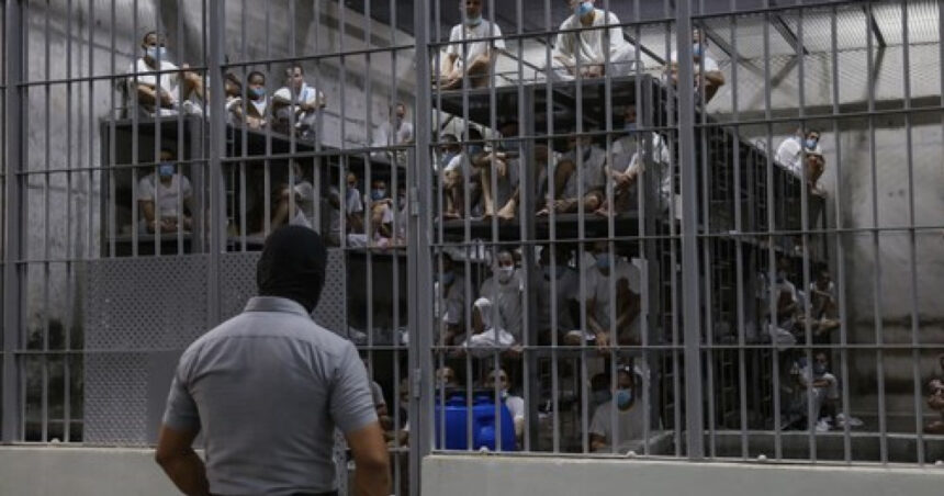 sua au expulzat in el salvador zece criminali din organizatii teroriste vor fi inchisi in mega inchisoarea cecot 67fc25699c07d