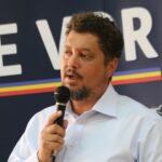 tarziu problema la aur este ca cei mai multi din cei care cotizeaza nu stiu ca nu sunt membri de partid 67ffd00d7b65f