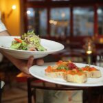 tendintele actuale din industria ospitalitatii fast food urile livrarile si restaurantele cu personalitate domina preferintele 6811e08422b1e