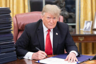 trump compara tarifele globale cu administrarea de medicamente nu vreau sa se prabuseasca nimic dar uneori trebuie sa iei medicamente pentru a remedia ceva 67f3ba66706de