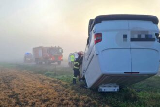 un autoturism s a rasturnat intre agigea si techirghiol o persoana a fost ranita si transportata la spital 67fe8319a4b70