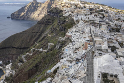 un grup de cercetatori incearca sa afle daca o eruptie ar putea distruge insula santorini stim mai multe despre unele planete 6806518d613fe