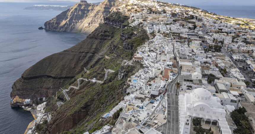 un grup de cercetatori incearca sa afle daca o eruptie ar putea distruge insula santorini stim mai multe despre unele planete 6806518d613fe