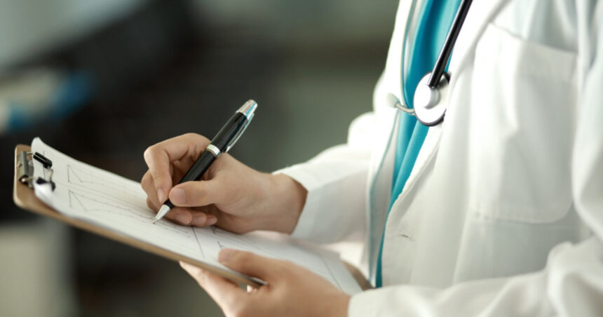 un medic nascut in sua a primit un e mail de la autoritati in care i se cerea sa paraseasca tara limbajul parea amenintator 680260e43954d