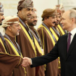 un oficial strain care l a vizitat pe putin a vrut sa intre cu un pumnal la kremlin 6808aaf3f227f