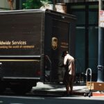 ups concediaza 20 000 de angajati gm amana apelul pentru investitori pe fondul haosului economic generat de tarifele impuse de trump 6811b9226be64