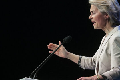 ursula von der leyen il ataca pe trump nu ne pedepsim vecinii discurs dur despre tarifele impuse de sua 6811a1dcc5355