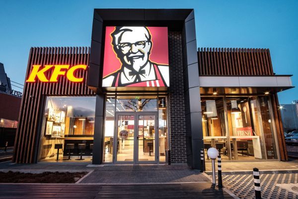 vanzarile kfc au urcat puternic in ultimul deceniu depasind pentru prima data borna de 1 miliard de lei ceo sphera franchise group continuam sa investim unitatile drive thru s au dovedit extrem de 67f3103b3cc71