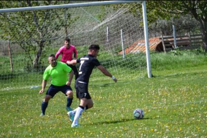 victorii pe linie pentru favorite in etapa de duminica din liga a v a 6810d8b3aaac3