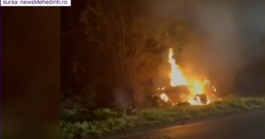 video accident grav in mehedinti soldat cu moartea unei tinere soferul a facut o depasire periculoasa si a intrat intr un tir 6801fd69be54e