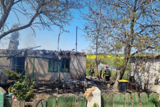 video alerta in judetul tulcea o casa a ars in urma unui scurtcircuit electric 68121e61e051a