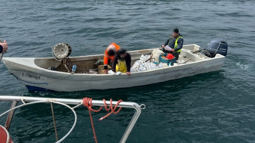 video ambarcatiune cu peste 350 de kilograme de peste capturat ilegal la bord depistata de politistii de frontiera constanteni 67f658513e0eb