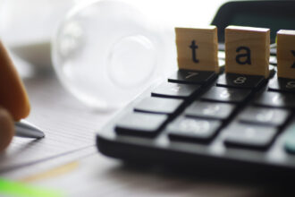 video cresterea taxelor e inevitabila spune presedintele consiliului fiscal politicienii nu vor pentru ca suntem ani de zile in alegeri 67ed45018c504