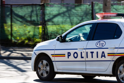 video doi copii morti la huedin dupa ce au cazut intr o groapa plina cu apa 6811cdefd8b38