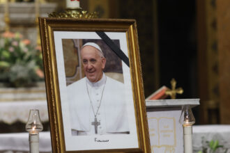 video guvernul va declara zi de doliu national in romania sambata la inmormantarea papei francisc ce presupune masura 6807d78c3e4f9