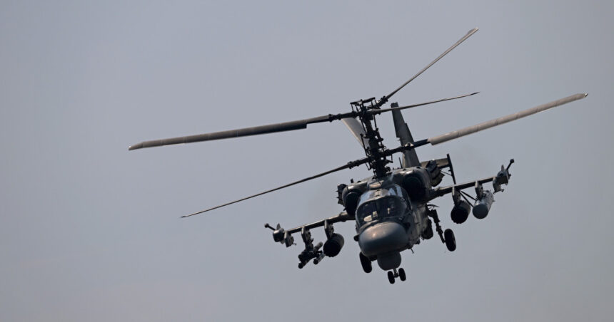 video imagini in premiera din timpul rebeliunii wagner mercenarii lui prigojin doboara un elicopter de atac ka 52 al armatei lui putin 67f0075e420f8