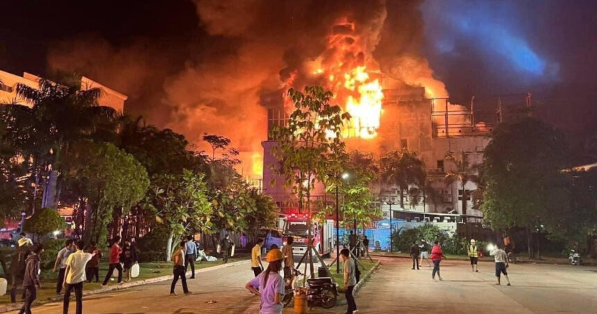 video incendiu intr un hotel din nord estul indiei cel putin 14 morti printre care si doi copii 6811cdf950c3a
