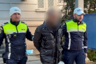 video interlopul tani bancuta arestat preventiv dupa ce a condus baut si a spart un geam in sediul politiei 67f25f3b00bab