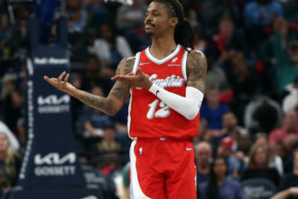video ja morant amendat cu 75 000 de dolari pentru gesturi care imitau o arma ignorand avertismentul nba nu mi mai pasa 67f16ead741f4