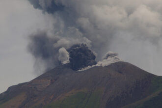 video mae atentionare de calatorie pentru filipine a erupt vulcanul kanlaon 67f54d5a2c03c
