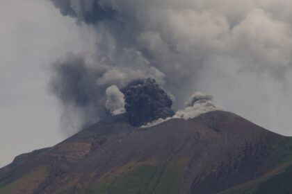 video mae atentionare de calatorie pentru filipine a erupt vulcanul kanlaon 67f54d5a2c03c
