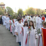 video pelerinaj in bucuresti de florii sute de credinciosi catolici participa la procesiune pe strazile capitalei 67fbdaf4562bb