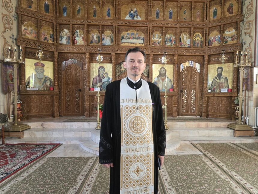 video preotul jean ion de la biserica sfantul ierarh vasile cel mare mesaj de paste pentru credinciosi bucurati va fratilor de aceasta zi a invierii iar pacea domnului sa fie cu voi toti 6804f1ae940f0