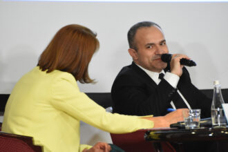 video profit health forum florin ciocan presedinte anmcs romania se afla sub media ocde la pacientii cu afectiuni cronice relatia cu medicii este perceputa mai pozitiv dar numai 2 din 5 pe 67ee8cbd12bb4