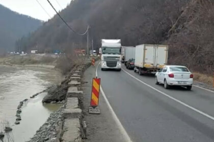 video restrictii de circulatie pe valea oltului luni si marti se opreste traficul cate o ora in mai multe intervale 680f170475ee6