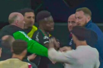 video suspendarea pe care o risca dani carvajal dupa ce a fost la un pas de bataie cu bukayo saka la pauza meciului real madrid arsenal 68011142e3545