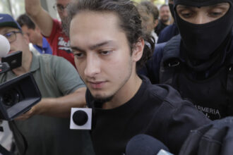 video tudor duma zis maru a fost arestat preventiv in dosarul mortii lui rares ion care ar fi decedat de la o supradoza de metadona 6801111dc0802