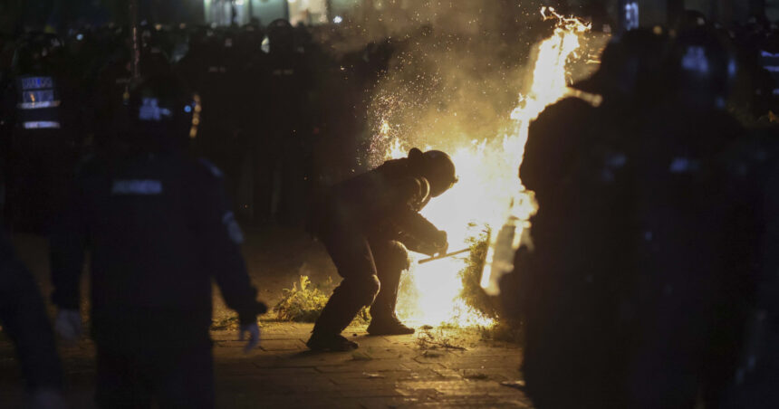 video un locotent colonel in rezerva implicat in dosarul violentelor de la bec din martie dupa respingerea candidaturii lui calin georgescu 6800e66c7fd31