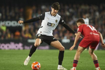 video valencia renasterea pe ultimul loc in la liga in februarie liliecii viseaza acum chiar la cupele europene 67fa19312df7f