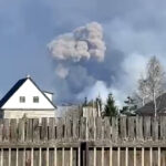 videofoto explozie uriasa la un depozit de munitie in apropiere de moscova cel putin doua localitati din zona au fost evacuate 6807cd7d7496a