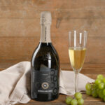 vinul zilei un prosecco ca o insiruire ampla de fructe coapte de vara urmate de note revigorante de citrice companionul perfect al unei mese fara pretentii dar plina de savoare 67fca7c5a031b