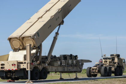 vulturul intunecat sua au testat o versiune a rachetei hipersonice dark eagle care poate ajunge in cateva minute oriunde pe pamant 6811f7a49f8f5