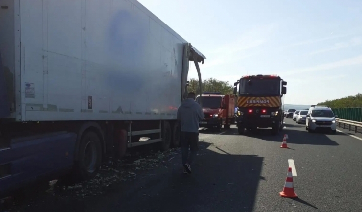 accident rutier pe autostrada a2 bucuresti constanta intre doua tir uri 6830e16940e72
