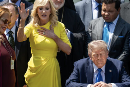 administratia trump a lansat un site care publica doar stiri pozitive despre presedinte 68144b3ea7888