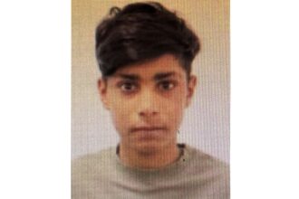 adolescent de 17 ani cautat de politia constanta a plecat sa se distreze de 1 mai si nu a mai revenit in centrul de plasament unde locuieste 6814930b7b631