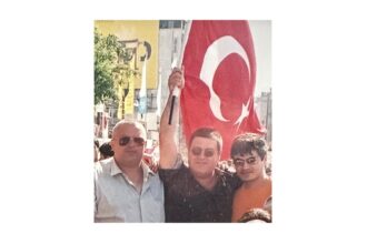 afaceristul ozghen husein a murit te imbratisez pentru ultima oara prietene husein 682dcbd1a4cb7