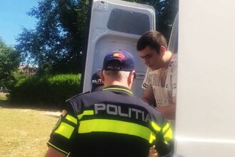aflat in arest la domiciliu studentul care si a incendiat profesorul a cerut aprobarea instantei sa poata parasi imobilul din cauza unor probleme medicale 682a801e6be09