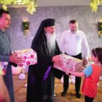 ajuta si tu parohia sfantul vasile din constanta aduna daruri pentru peste 600 de copii defavorizati cu sprijinul arhiepiscopiei tomisului si al restaurantului dorna 6825f3968a787