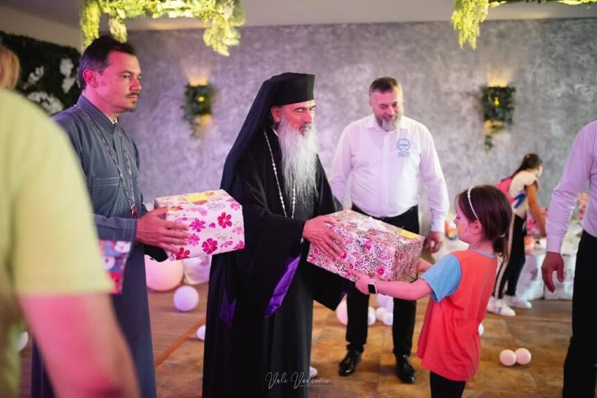 ajuta si tu parohia sfantul vasile din constanta aduna daruri pentru peste 600 de copii defavorizati cu sprijinul arhiepiscopiei tomisului si al restaurantului dorna 6825f3968a787