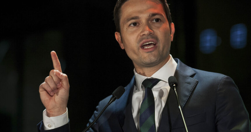 alegeri prezidentiale 2025 liberalul robert sighiartau il ataca pe marcel ciolacu este o frana pentru candidatul coalitiei 6817ec2a43959