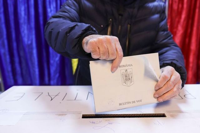 alegeri prezidentiale 2025 peste 92 de mii de romani din diaspora au votat pana vineri la ora 16 aproape dublu fata de acum doua saptamani republica moldova conduce detasat urmata de italia si uk 68274457c666f