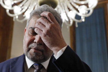 analiza batalia pentru putere in psd scaunul lui ciolacu se clatina doar pe jumatate masa critica din partid ramane amortita 68205e3b1c09e