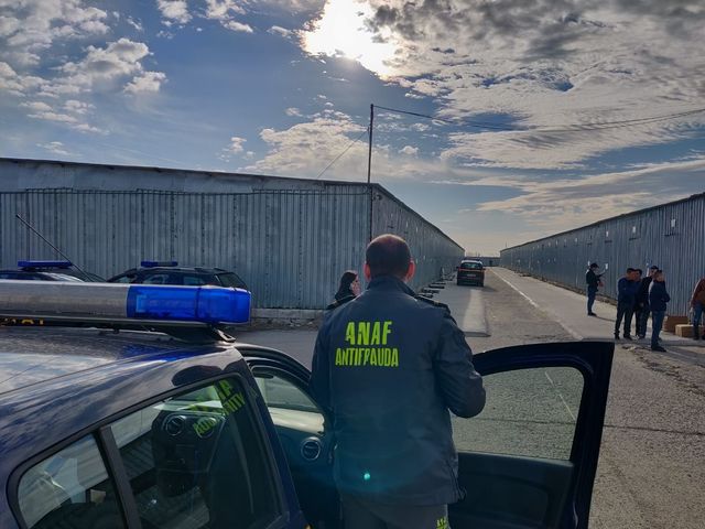 antifrauda a identificat o firma din domeniul constructiilor care a adus prejudicii de aproape 2 milioane de lei bugetului prin achizitii de la o firma fantoma 682702b5211a2